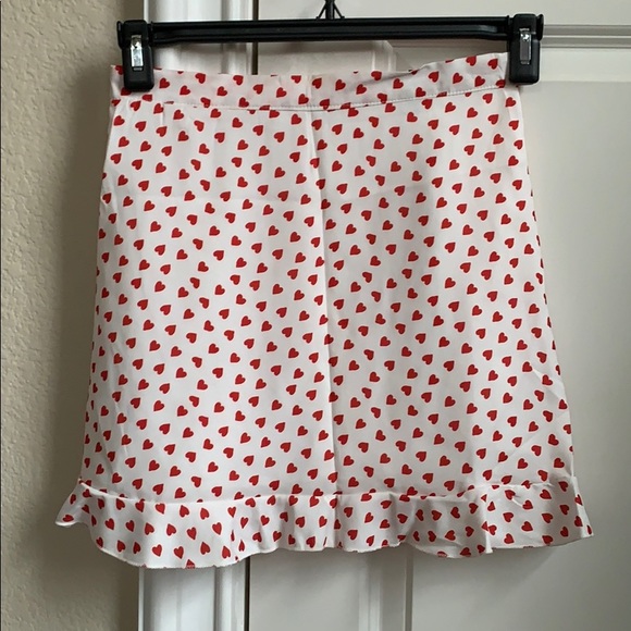 Red Heart Print Ruffle Hem Skirt - Picture 8 of 9